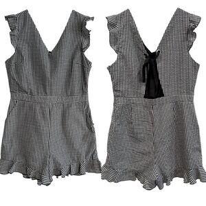 Black and White Gingham Cotton Ruffle‎ Frill Feminine Romper- M